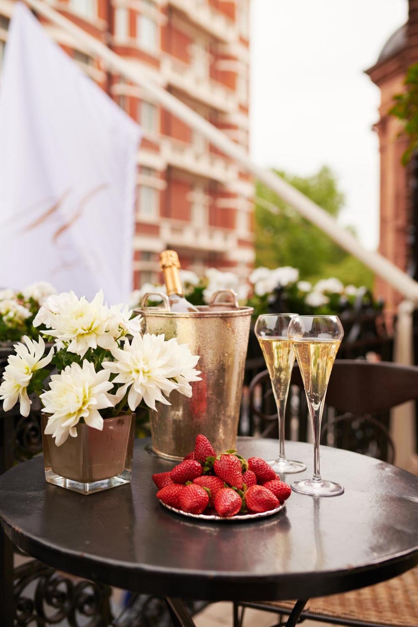 Milestone Hotel Kensington London Exterior photo